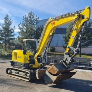 foto 9t excavator rubber offset Wacker Neuson ET90